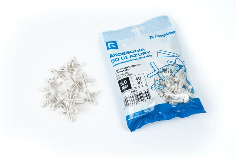 Krzyżyki dystansowe z uchwytem 6mm